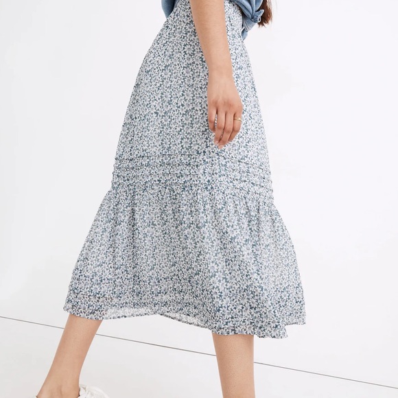 (Re)sourced Georgette Pintuck Maxi Skirt in Sunflower Field - Picture 2 of 6